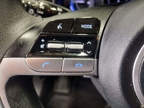 Used 2023 Hyundai Elantra Blue image 22