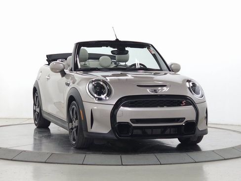Used 2023 MINI Cooper S w/ Signature Upholstery Package image 1