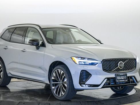 New 2026 Volvo XC60 B5 Ultra w/ Protection Package Premier AWD/4WD image 6