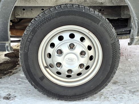 Used 2022 Ford Transit 250 250 w/ Interior Upgrade Package image 8