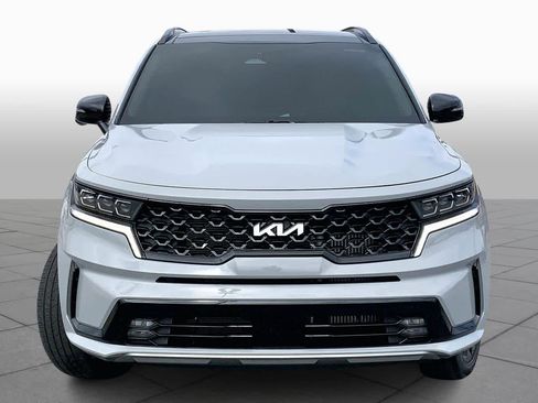 Used 2023 Kia Sorento SX image 4