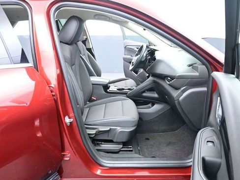 Used 2023 Buick Envision Preferred FWD image 18