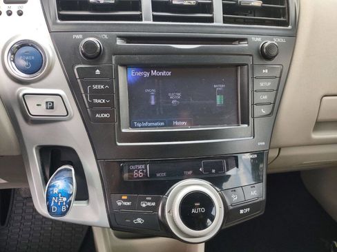 Used 2012 Toyota Prius V Two image 15