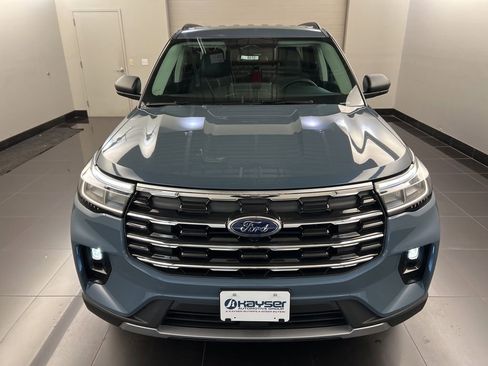 New 2026 Ford Explorer Active w/ Active Comfort Package AWD/4WD image 2