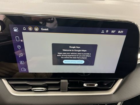New 2026 Chevrolet Equinox LT w/ Safety and Technology Package FWD image 15