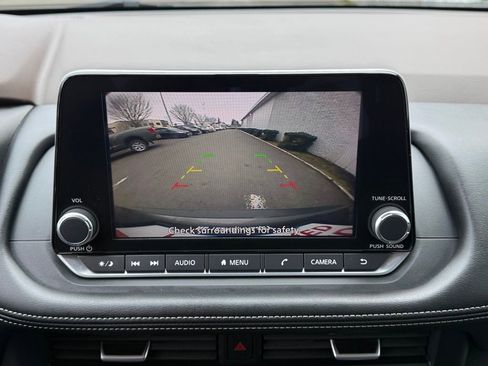 Certified 2023 Nissan Rogue S image 25