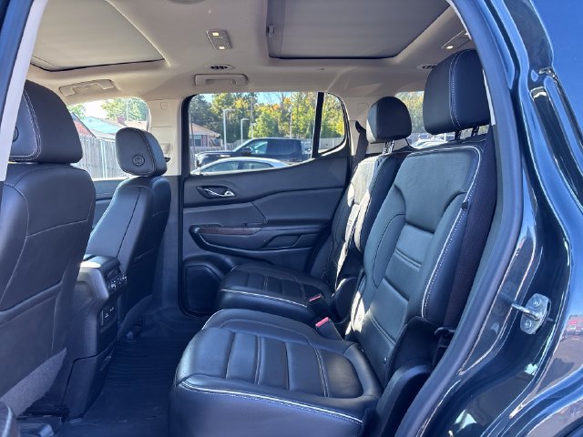 Used 2021 GMC Acadia Denali w/ Denali Technology Package FWD image 28