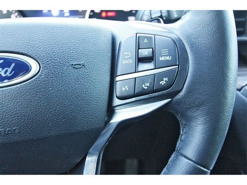 Used 2020 Ford Explorer Limited image 16