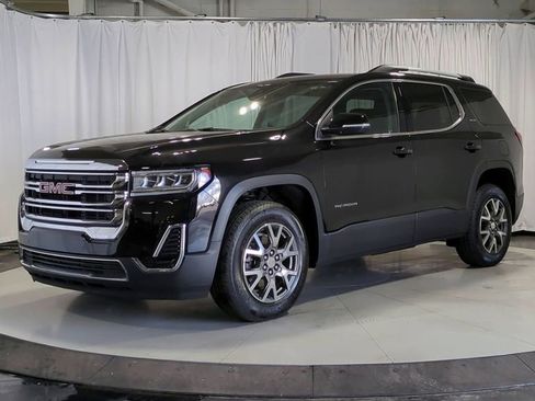 Used 2023 GMC Acadia SLE w/ Driver Convenience Package image 5