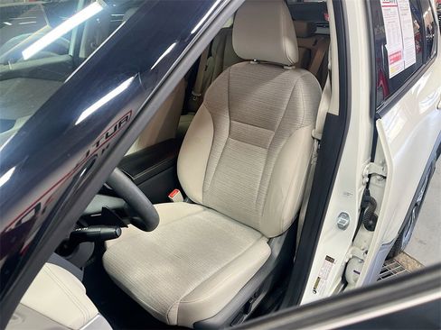 Used 2021 Nissan Rogue SV image 18