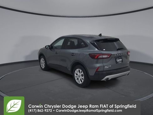 Used 2025 Ford Escape Active AWD/4WD image 11