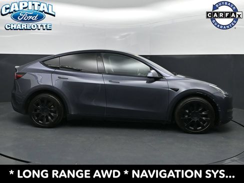 Used 2022 Tesla Model Y Long Range AWD/4WD image 23
