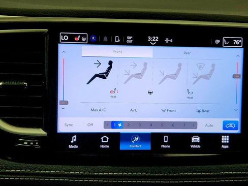 Used 2024 Chrysler Pacifica Touring-L w/ S Appearance Package AWD/4WD image 19