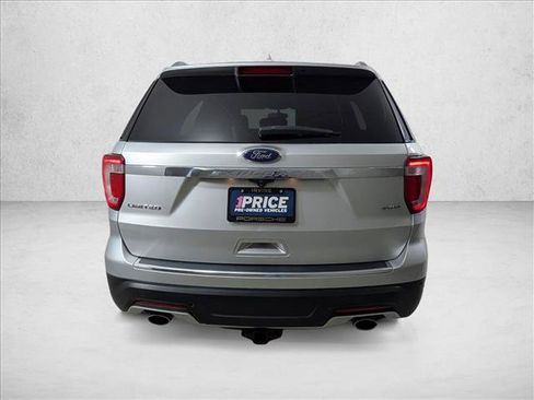 Used 2018 Ford Explorer Limited AWD/4WD image 10
