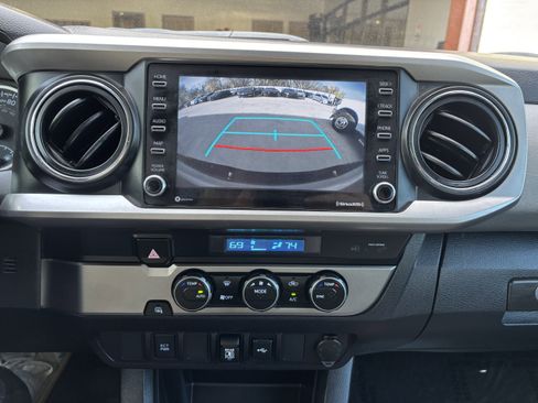 Used 2022 Toyota Tacoma SR5 image 35