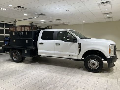 Used 2023 Ford F350 XL AWD/4WD image 6