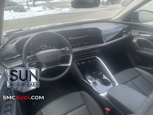 Used 2025 Audi Q5 Premium w/ 19" Wheel Package image 26