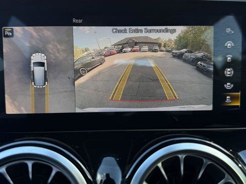Used 2020 Mercedes-Benz GLB 250 4MATIC image 64