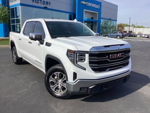 Used 2025 GMC Sierra 1500 SLT AWD/4WD image 8