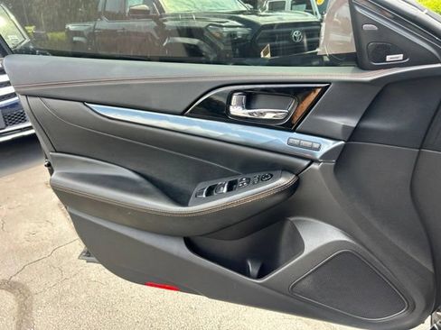 Used 2023 Nissan Maxima SR w/ Sport Mat Group FWD image 26