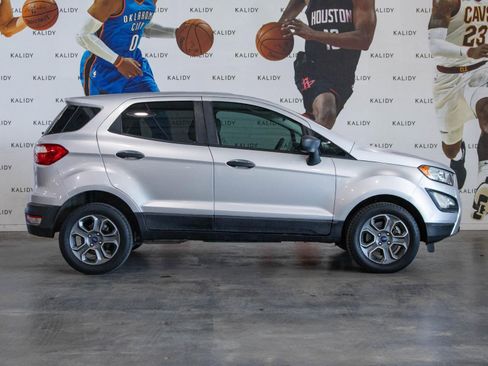 Used 2020 Ford EcoSport S image 17