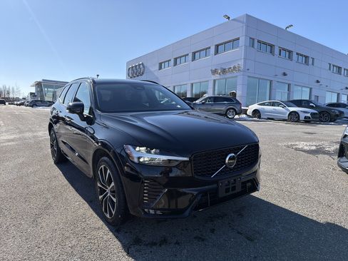 Certified 2025 Volvo XC60 B5 Plus image 1