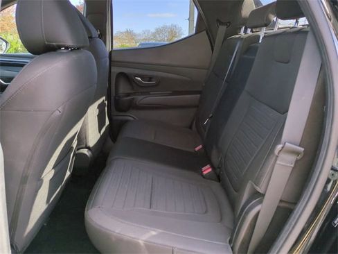 Used 2022 Hyundai Santa Cruz SEL image 14