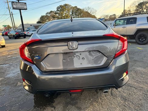 Used 2018 Honda Civic EX image 6