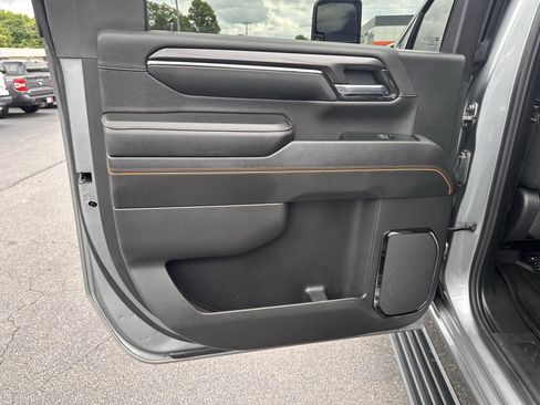 Used 2024 GMC Sierra 2500 AT4 w/ AT4 Premium Plus Package AWD/4WD image 13