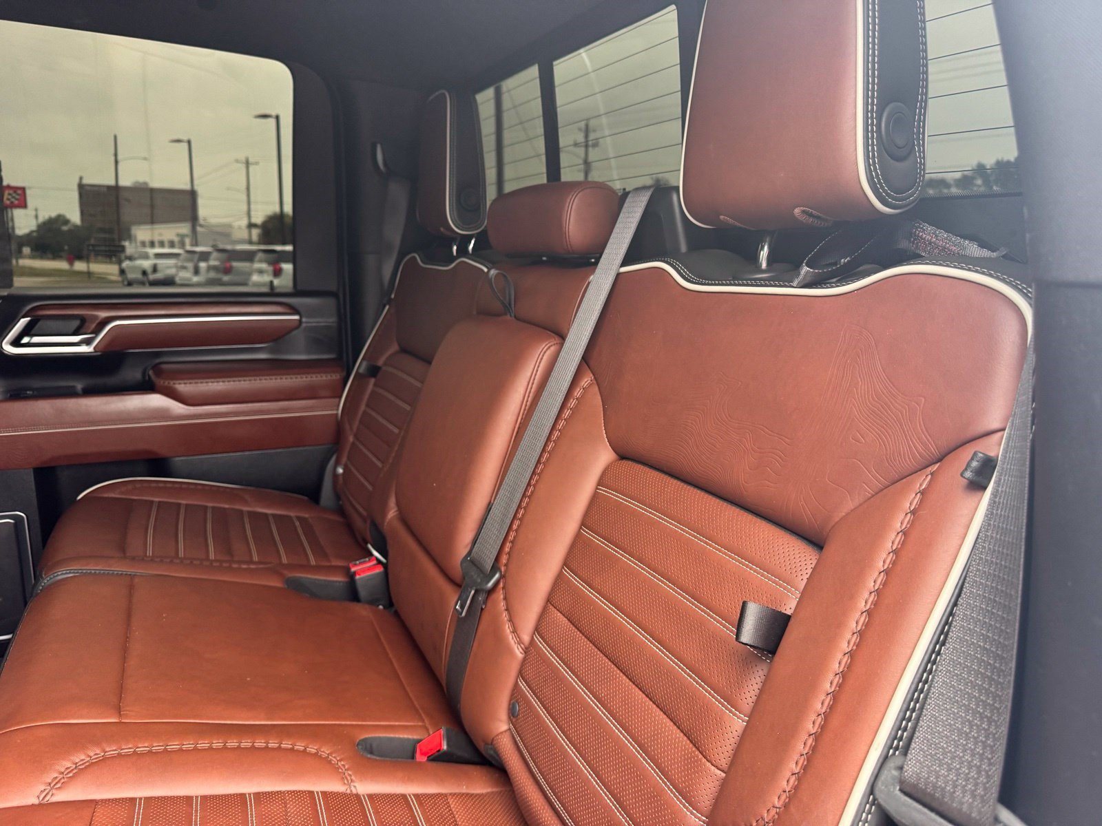 Used 2024 GMC Sierra 2500 Denali Ultimate AWD/4WD image 33