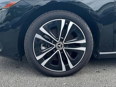 New 2025 Mercedes-Benz CLA 250 image 12