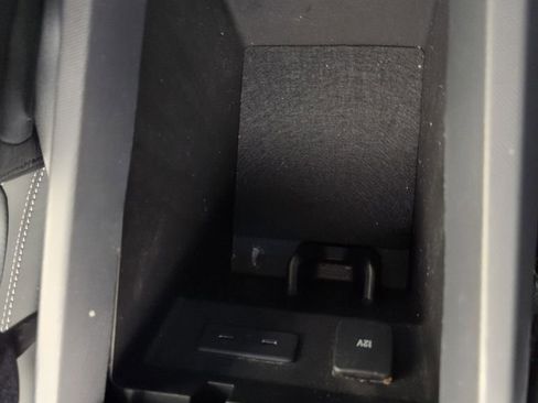 Used 2025 Ford Mustang Mach-E Select image 43