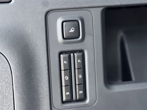 New 2025 Ford Expedition Platinum w/ Stealth Performance Package image 23