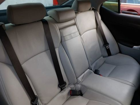 Used 2011 Lexus IS 250 image 19