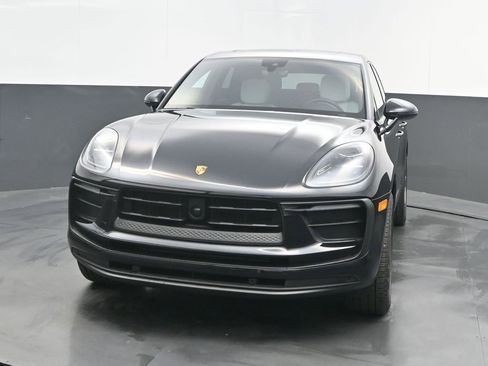 New 2025 Porsche Macan image 10
