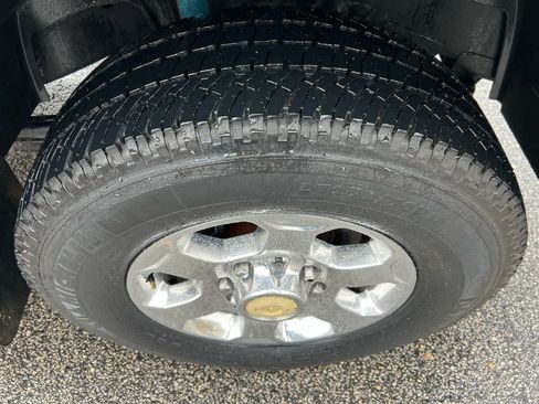 Used 2018 RAM 2500 Big Horn w/ Harvest Edition image 4