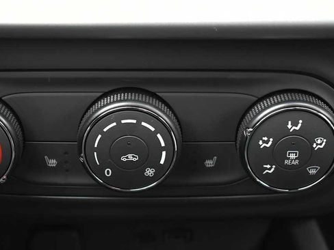 New 2026 Chevrolet Trax RS w/ Driver Confidence Package image 18