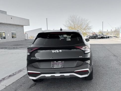 Used 2023 Kia Sportage EX image 7