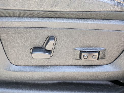 Used 2020 RAM 2500 Limited AWD/4WD image 19