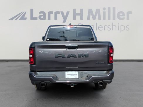 New 2026 RAM 1500 Express AWD/4WD image 4