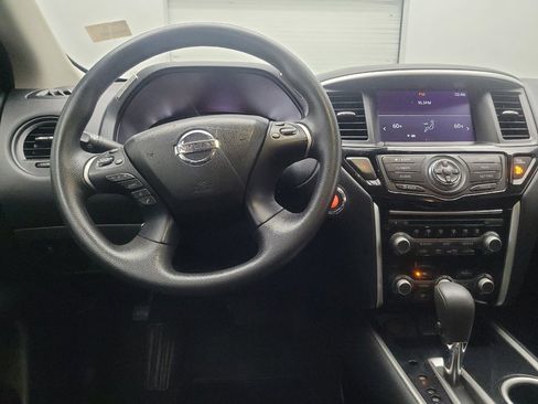 Used 2020 Nissan Pathfinder S AWD/4WD image 22