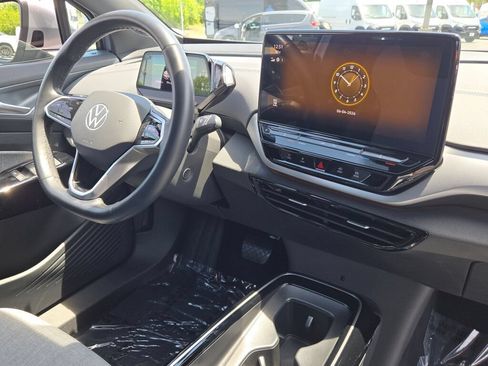 Used 2023 Volkswagen ID.4 Pro RWD image 8