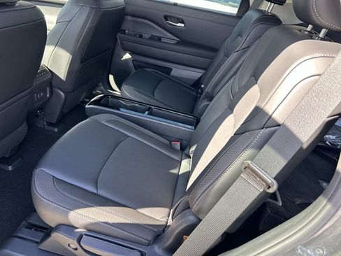 New 2026 Nissan Pathfinder SL w/ SL Premium Package AWD/4WD image 20