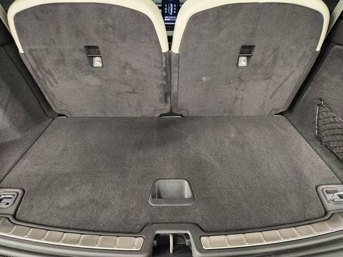 New 2025 Volvo EX90 Plus image 32