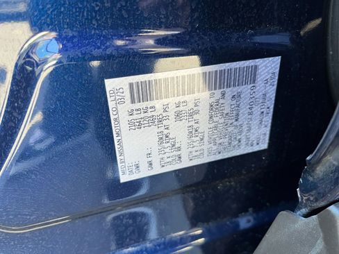 Used 2025 Nissan Rogue SV FWD image 31