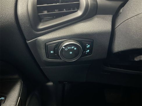 Used 2021 Ford EcoSport Titanium image 18