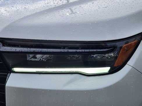New 2026 Honda Pilot Black Edition image 9
