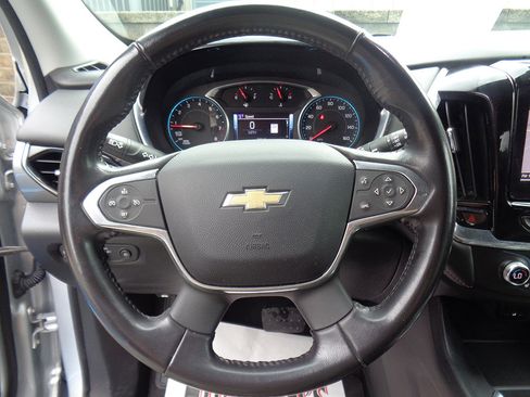 Used 2019 Chevrolet Traverse LT w/ LT Premium Package image 21