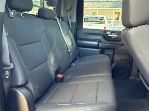 Used 2024 GMC Sierra 3500 Pro w/ Convenience Package image 15