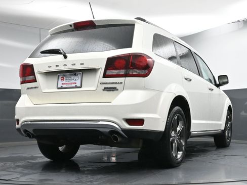 Used 2015 Dodge Journey Crossroad w/ Flexible Seating Group image 26